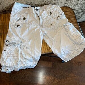 Men’s 28 Khaki Roar Shorts